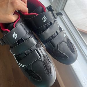 Peloton shoes (worn once) size 45 (11)